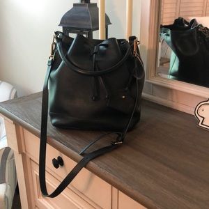 Madewell Lafayette bucket bag in black. Like new
